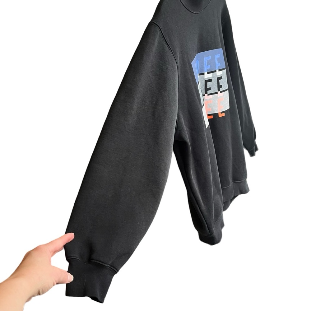 Aritzia Wilfred Free Women’s Mock Neck Sweatshirt “FREE” Graphic Oversiz… - Picture 6 of 14